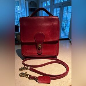 Coach Red Station Model #5130  Vintage 1980’s Cross Body/Handle Top Leather Bag